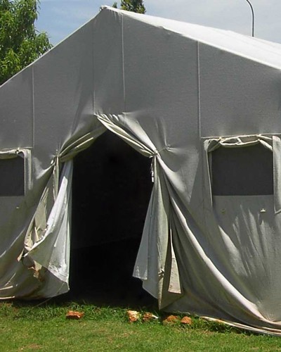 Изготавливаем солдатские палатки в Феодосии вместимостью <strong>до 70 человек</strong>